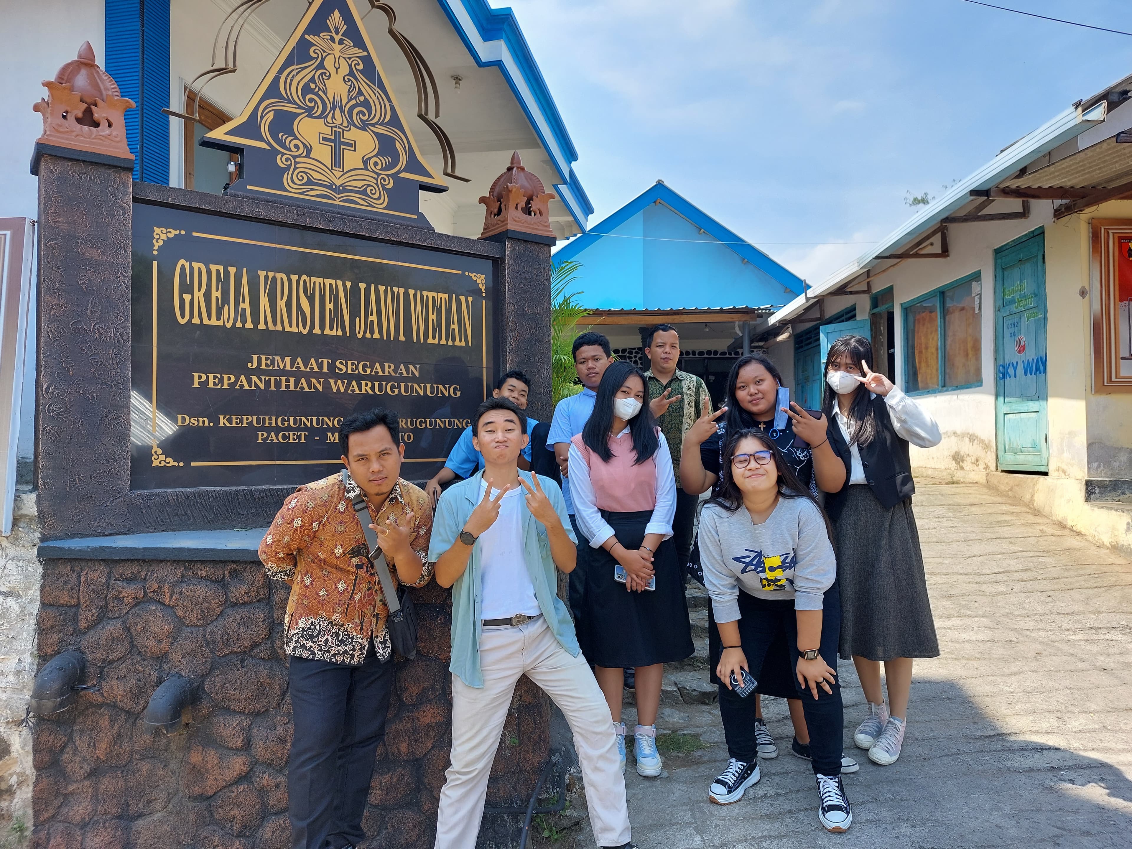 Gereja pepanthan Warugunung